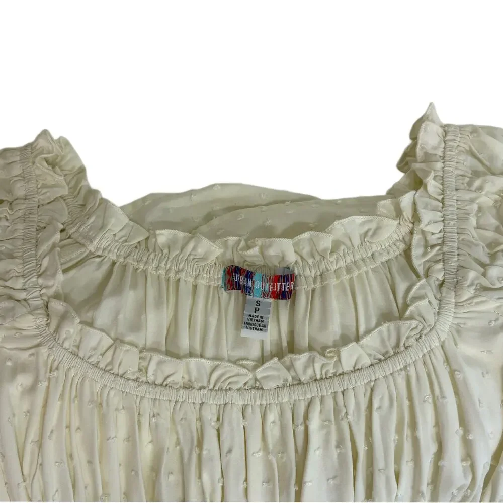 Urban Outfitter White dress in size S petite - Picture 3 of 4